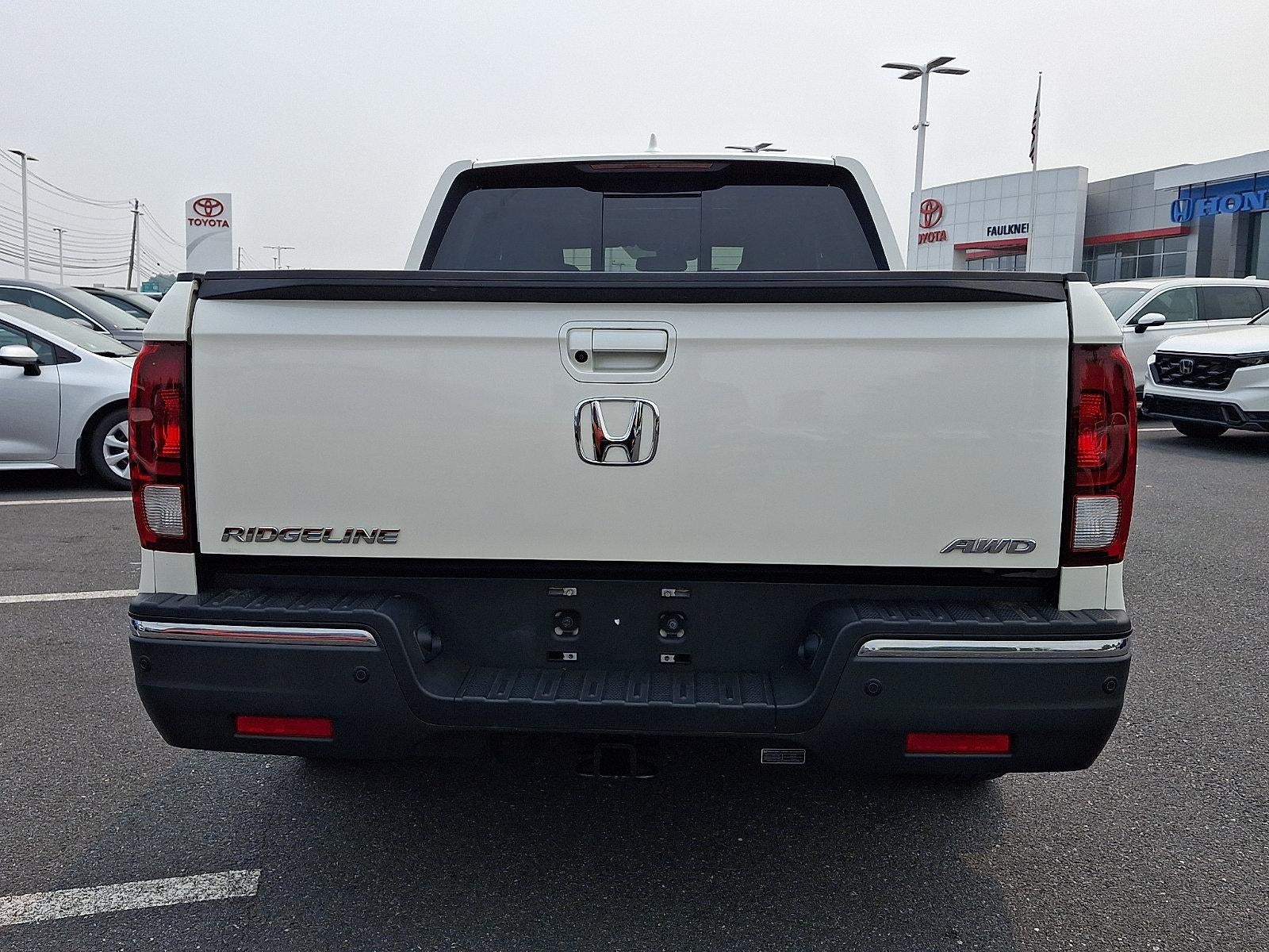 2018 Honda Ridgeline — detail view