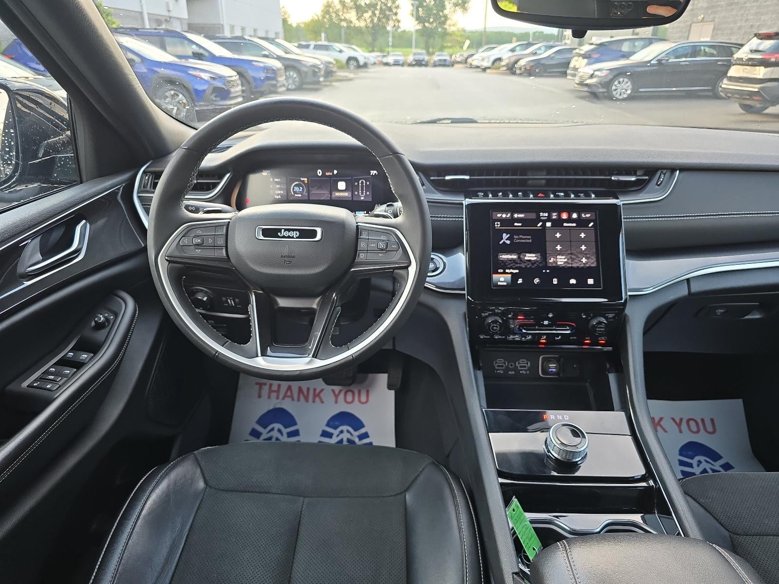 2023 Jeep Grand Cherokee — side profile view
