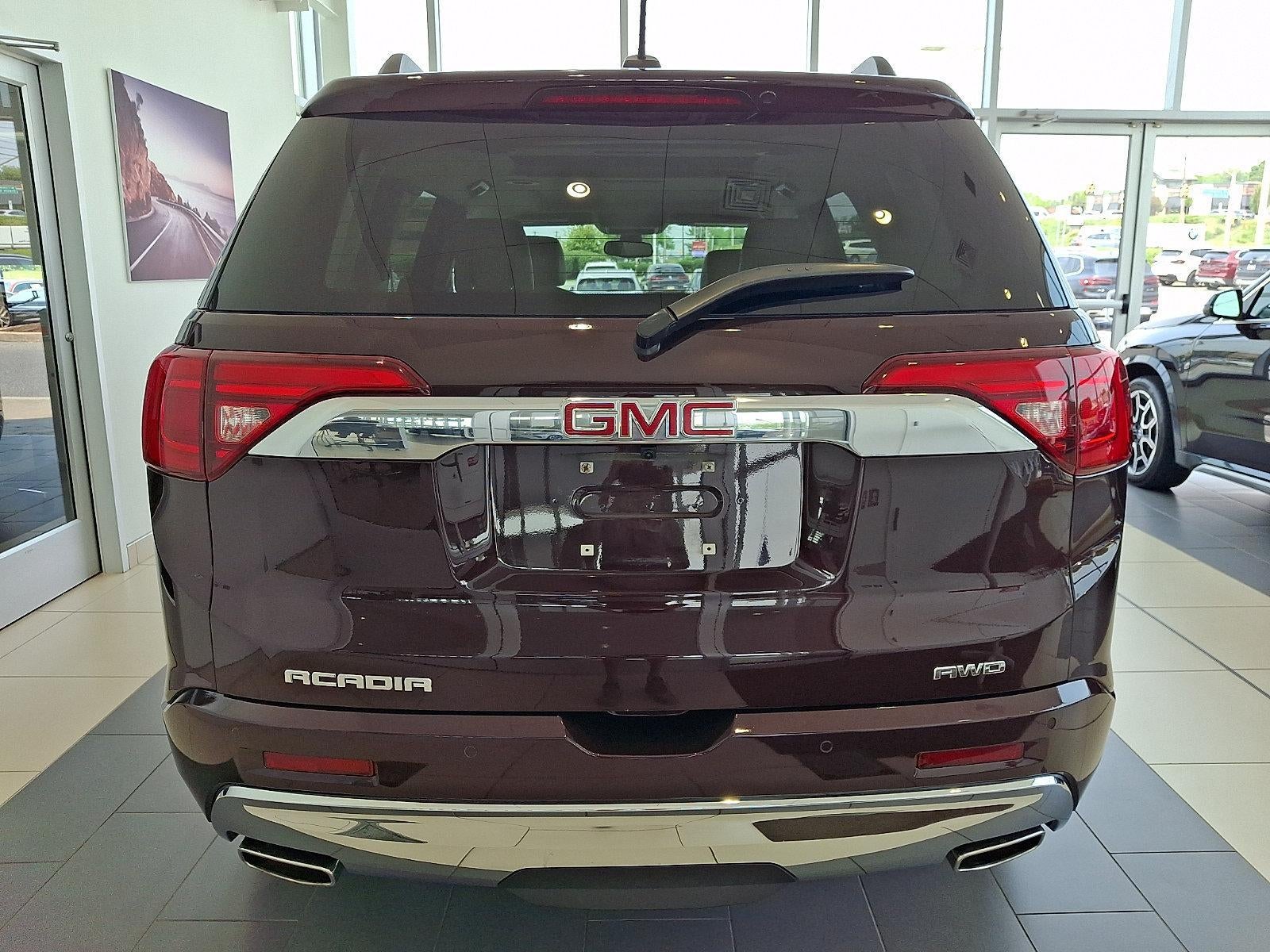 2018 GMC Acadia — detail view
