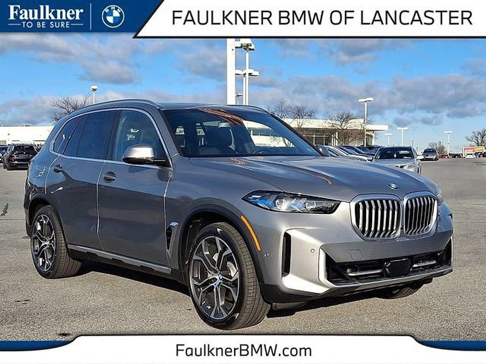 2026 BMW X5 xDrive40i Sports Activity Vehicle in Skyscraper Grey Metallic — front three-quarter view