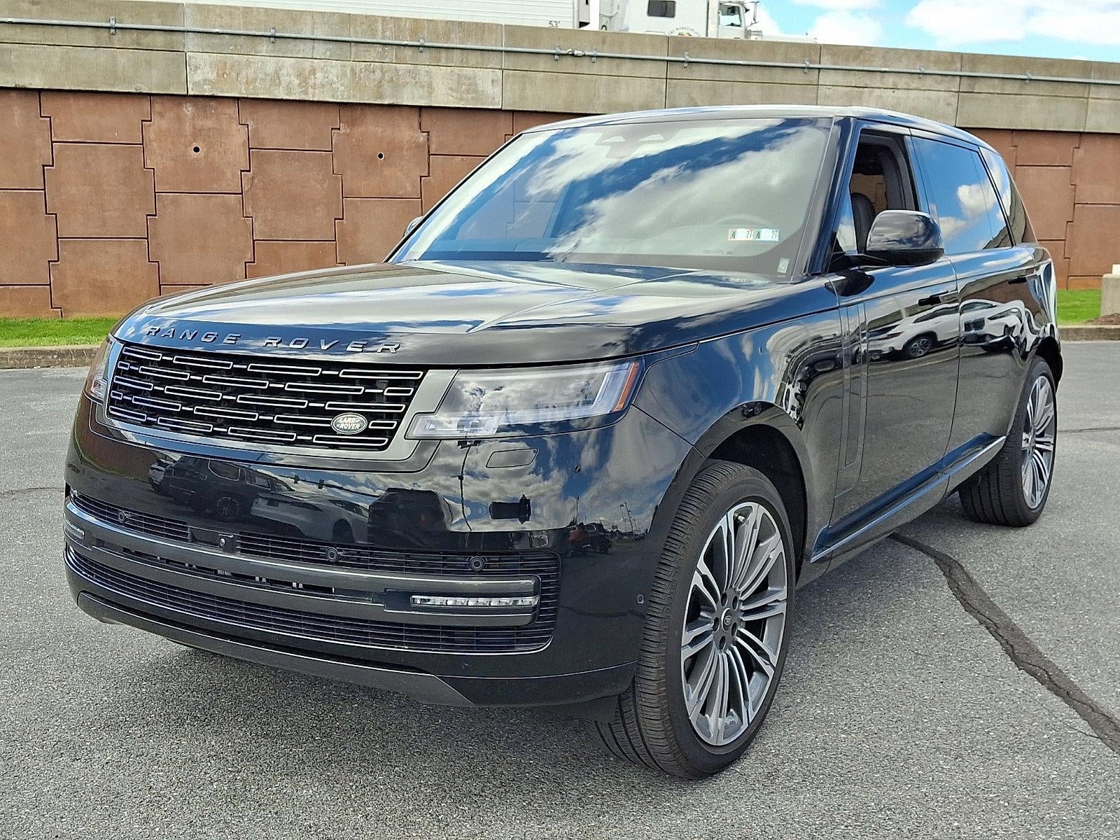 2025 Land Rover Range Rover — rear three-quarter view