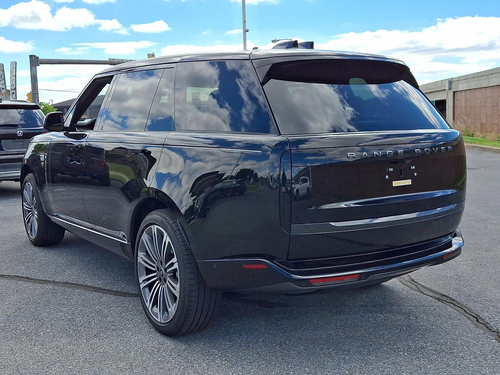 2025 Land Rover Range Rover — interior view