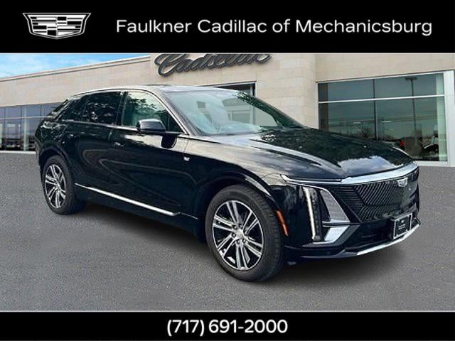 2024 Cadillac LYRIQ Luxury 1 in Stellar Black Metallic — front three-quarter view