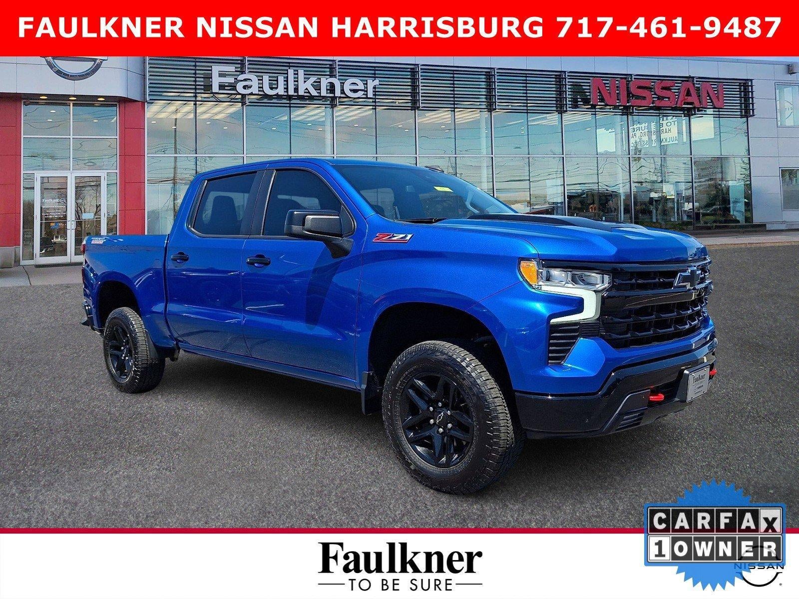 2022 Chevrolet Silverado 1500 Crew Cab Short Box 4-Wheel Drive LT Trail Boss in Glacier Blue Metallic — front three-quarter view